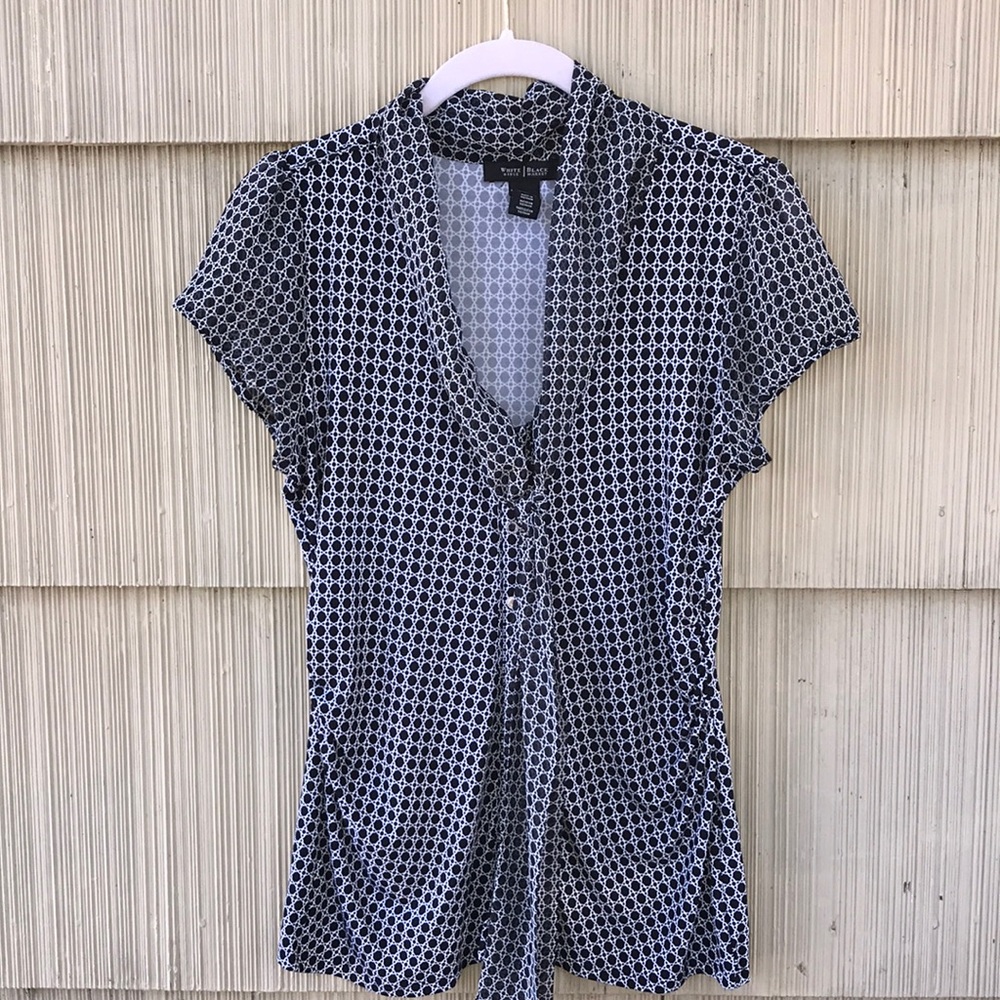 ✅White House Black Market Button Down Blouse